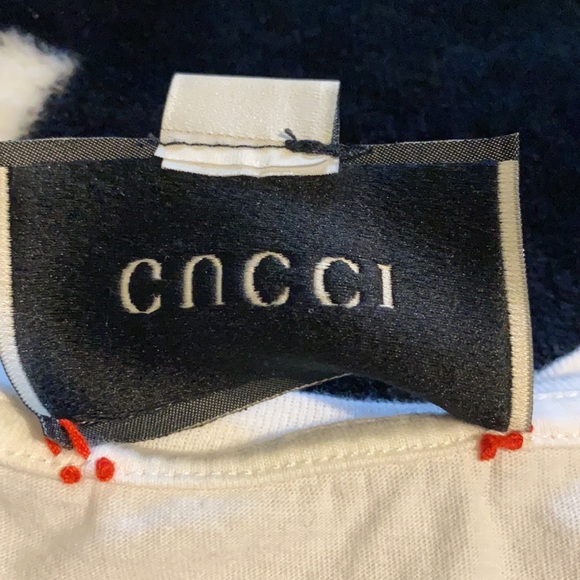 ✨Sold✨Gucci shirt - Picture 10 of 16